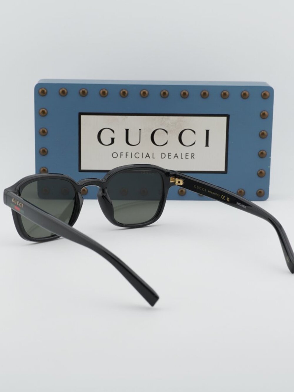 Gucci GG2106S 001 Men Square Sunglasses - Black / Grey - Picture 4 of 11
